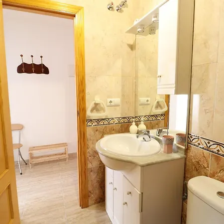 Ricardo La Mata Apartment *